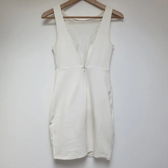 Lulu's Women Dress XS White Coquina Scalloped Lace Social Sheer Mesh Bodycon - Picture 7 of 15